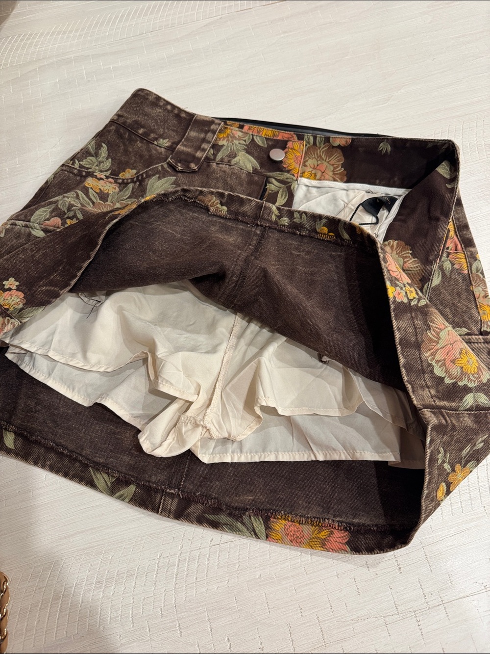 Commense Brown Floral Cargo Mini Skirt - Picture 10 of 10